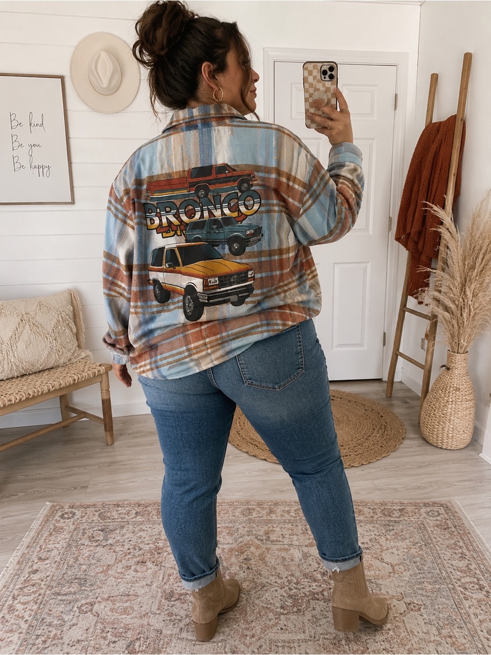 FORD Graphic Plaid Flannel Top Large